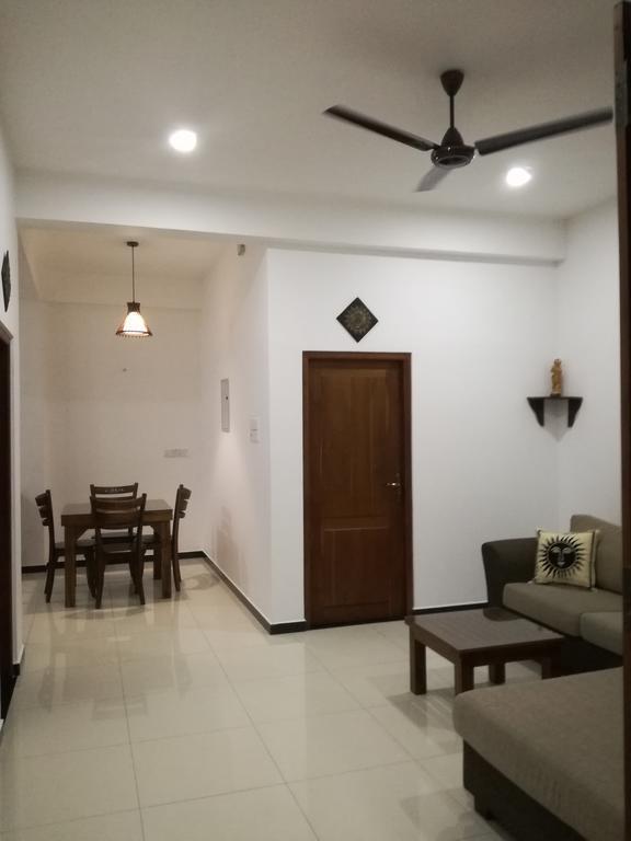 Bianco Terrace Hotel Negombo Exterior foto