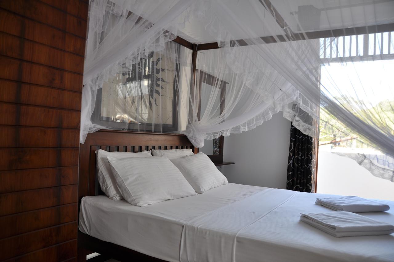 Bianco Terrace Hotel Negombo Exterior foto